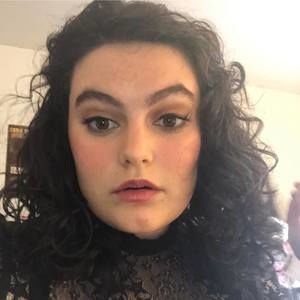 Meet your Posher, Katherine